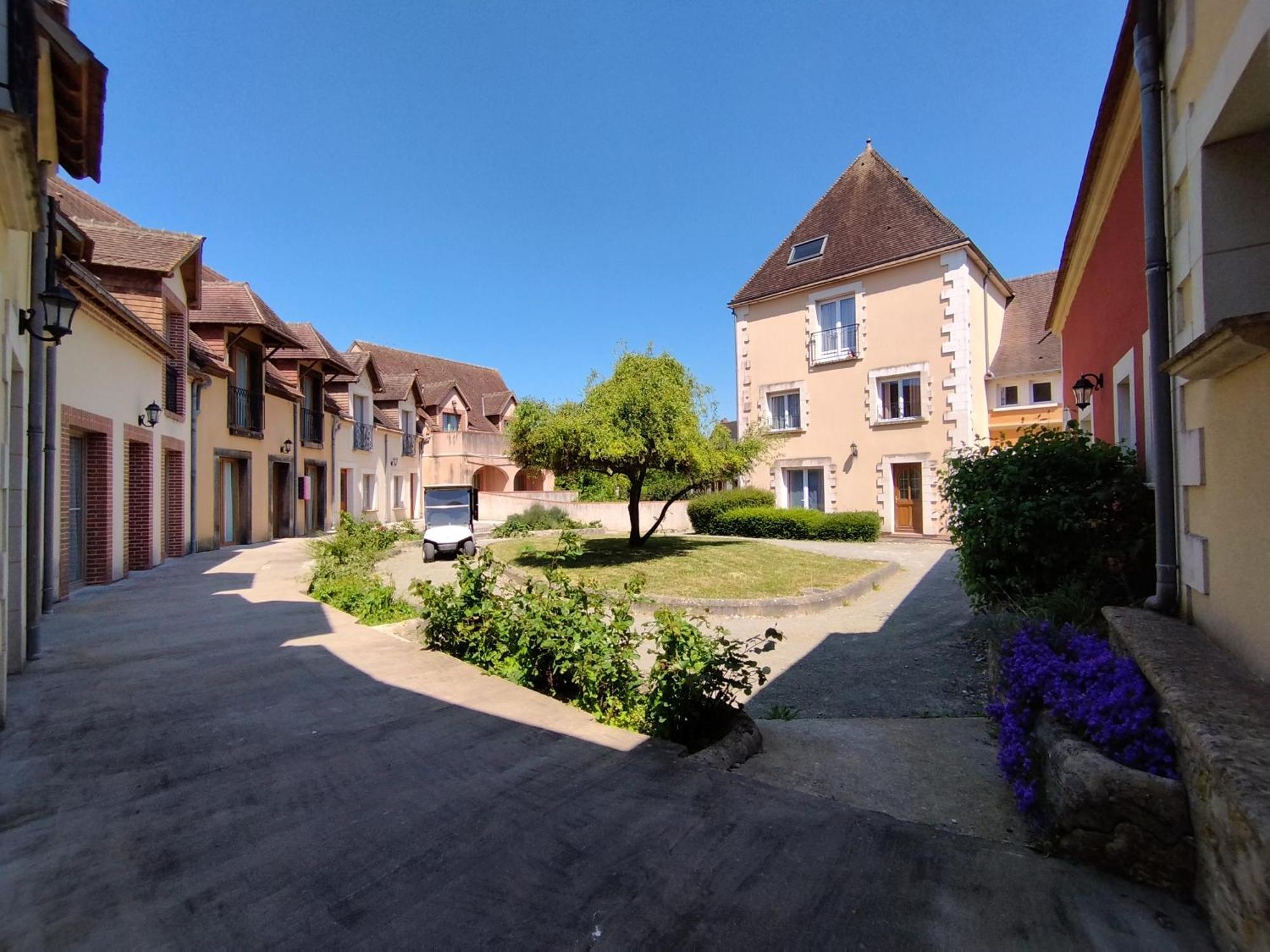 Le Haut-Val Residences Belleme Buitenkant foto