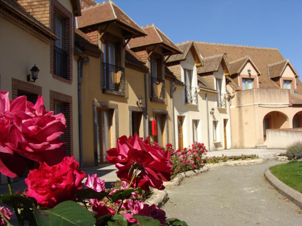 Le Haut-Val Residences Belleme Buitenkant foto